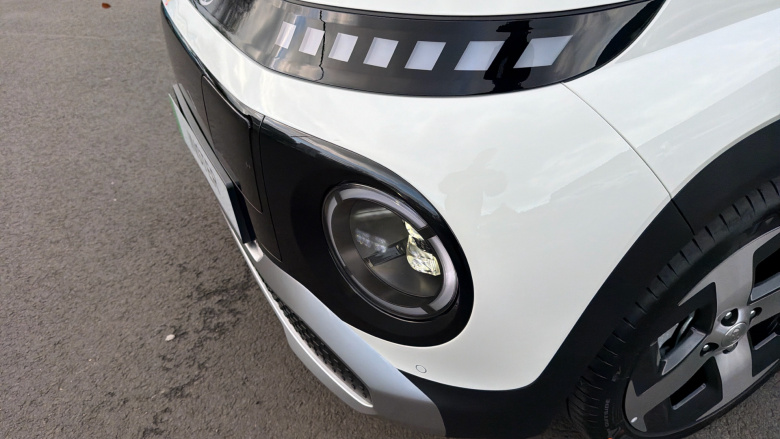 Hyundai INSTER 85kW 02 49kWh 5dr Auto Electric Hatchback